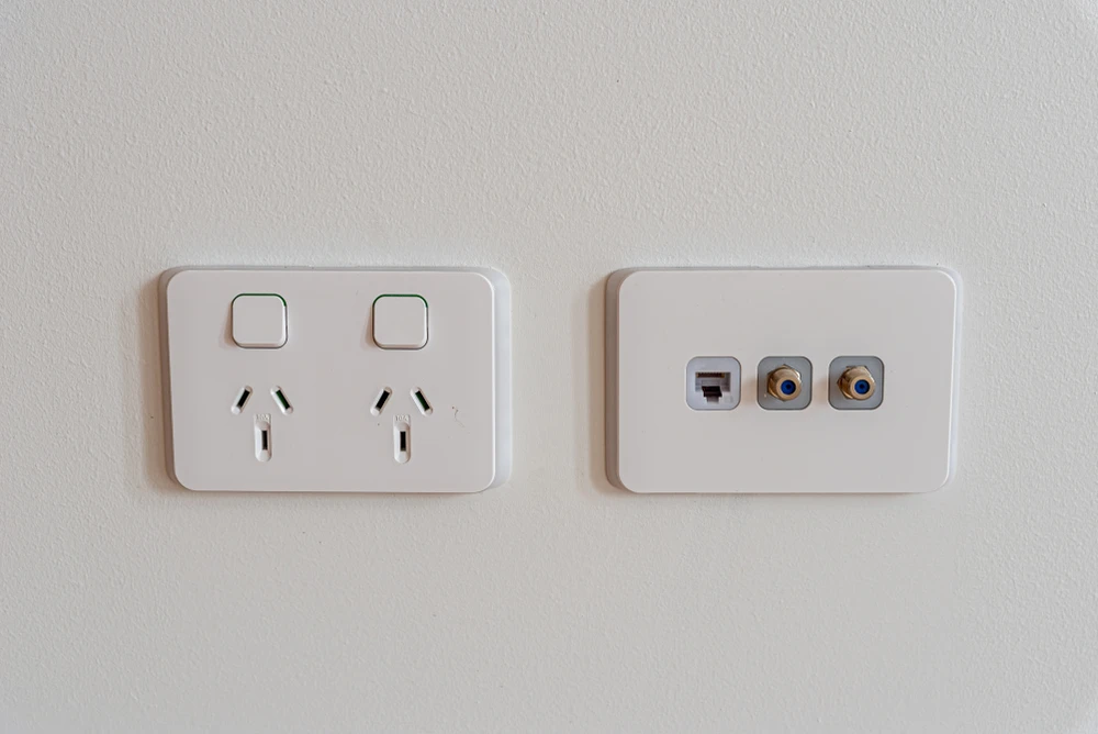 New power points and data outlets, residential install